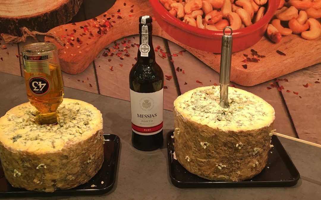 Nog 3 weekjes te gaan….
 Voor welke variant ga jij? 
 Port of likeur 43 



…