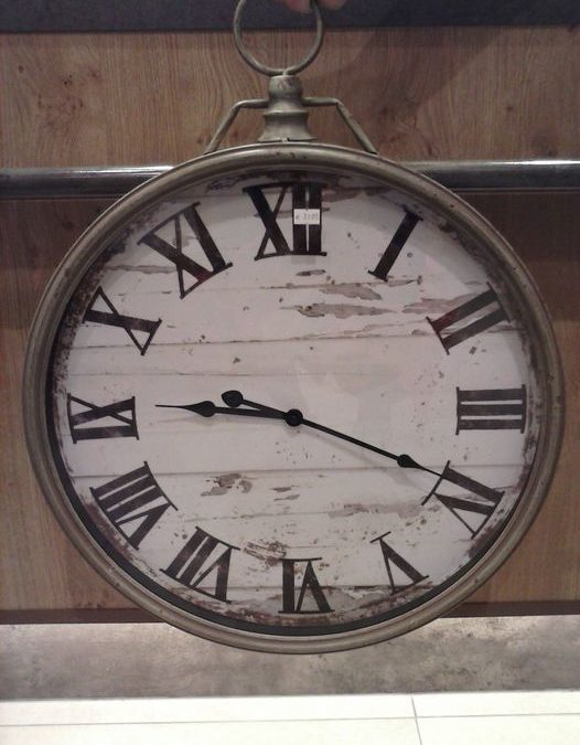 Op zoek naar een leuke klok? Onze nieuwe aanwinst… Doorsnee 50cm. ‘t Soetendal…