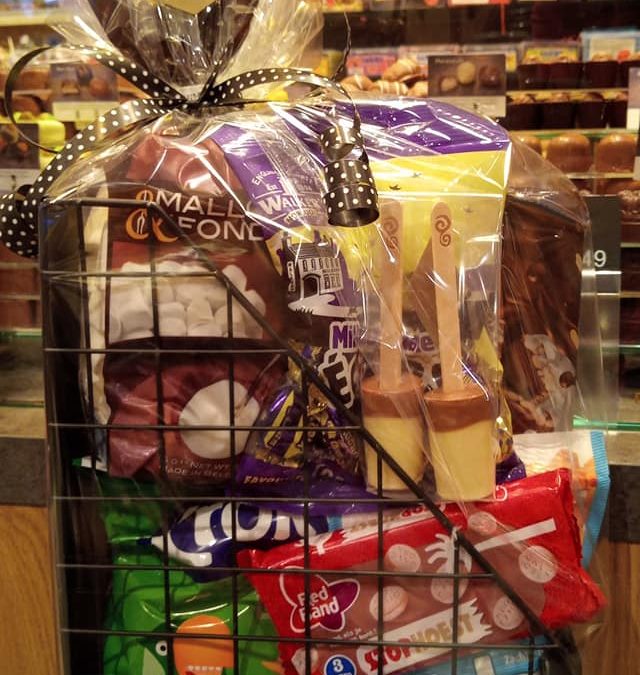 Lekker bezig voor o.a. de KERSTPAKKETTEN…